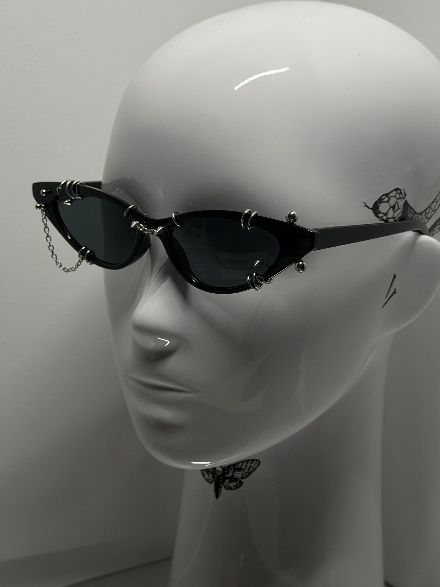 PIERCED ICON