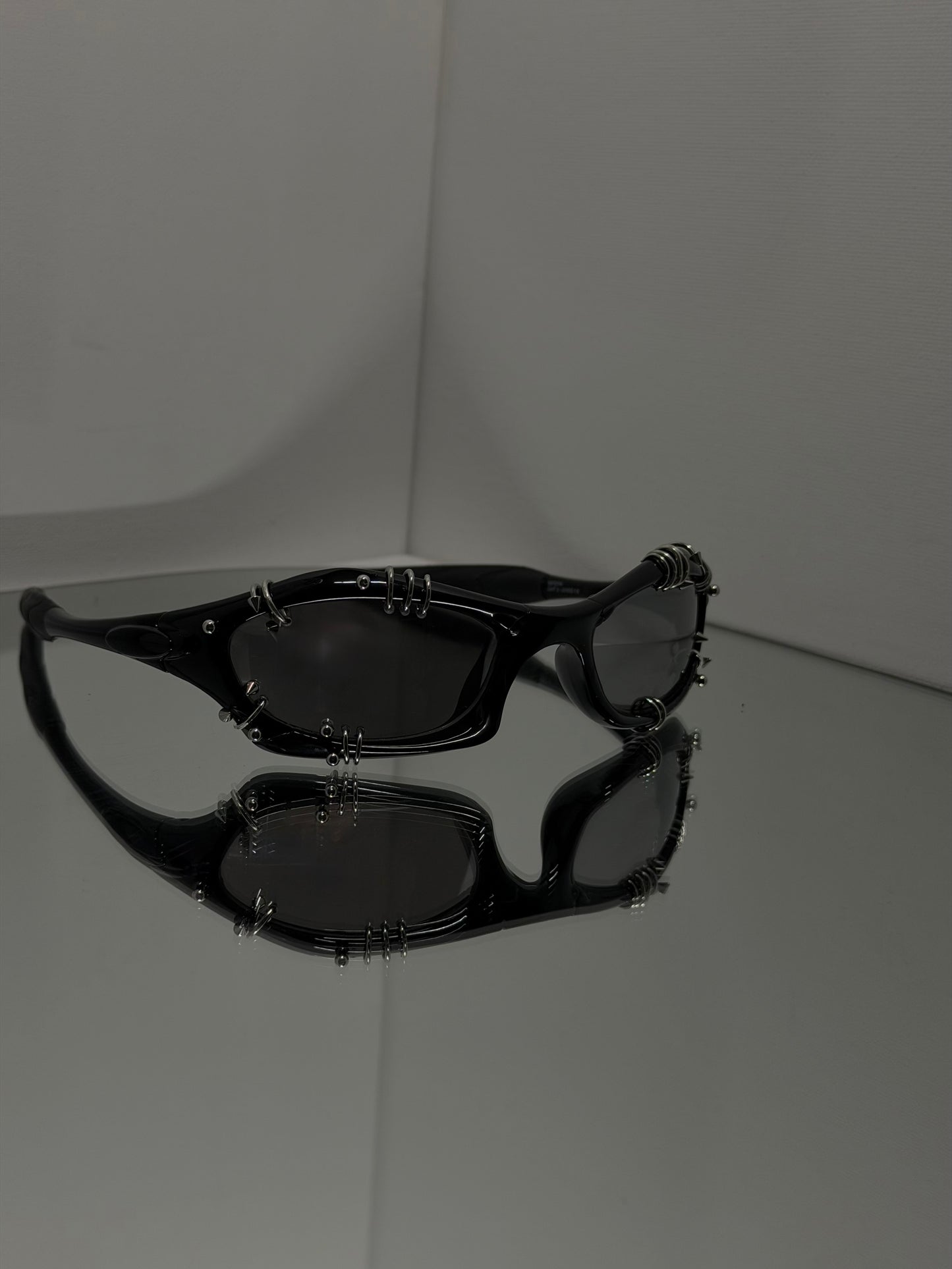 MIRRORED PIERCED OUT SPECIAL