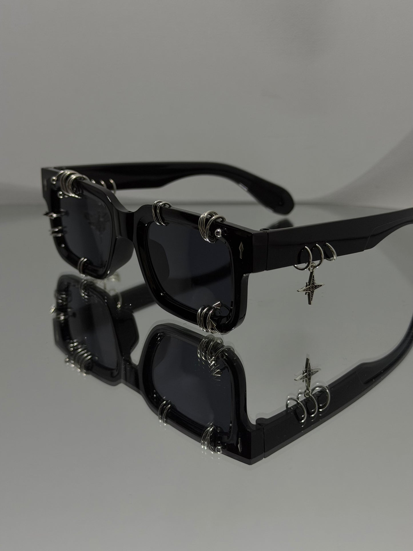 STATEMENT MOTH