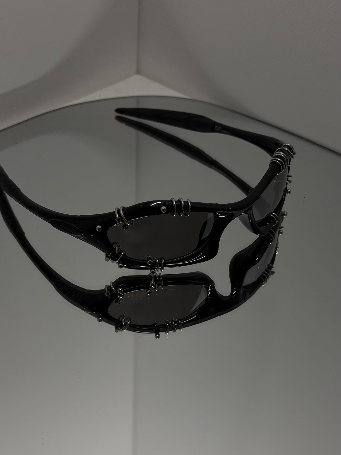 MIRRORED PIERCED OUT SPECIAL