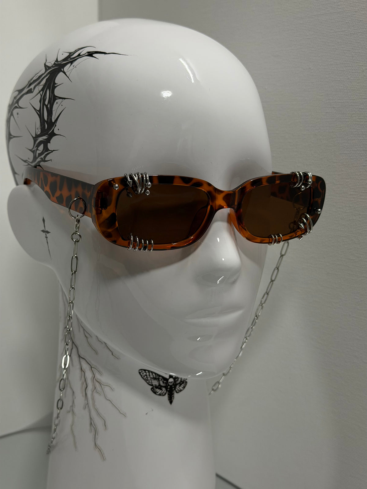 CHAINED SPECIAL
