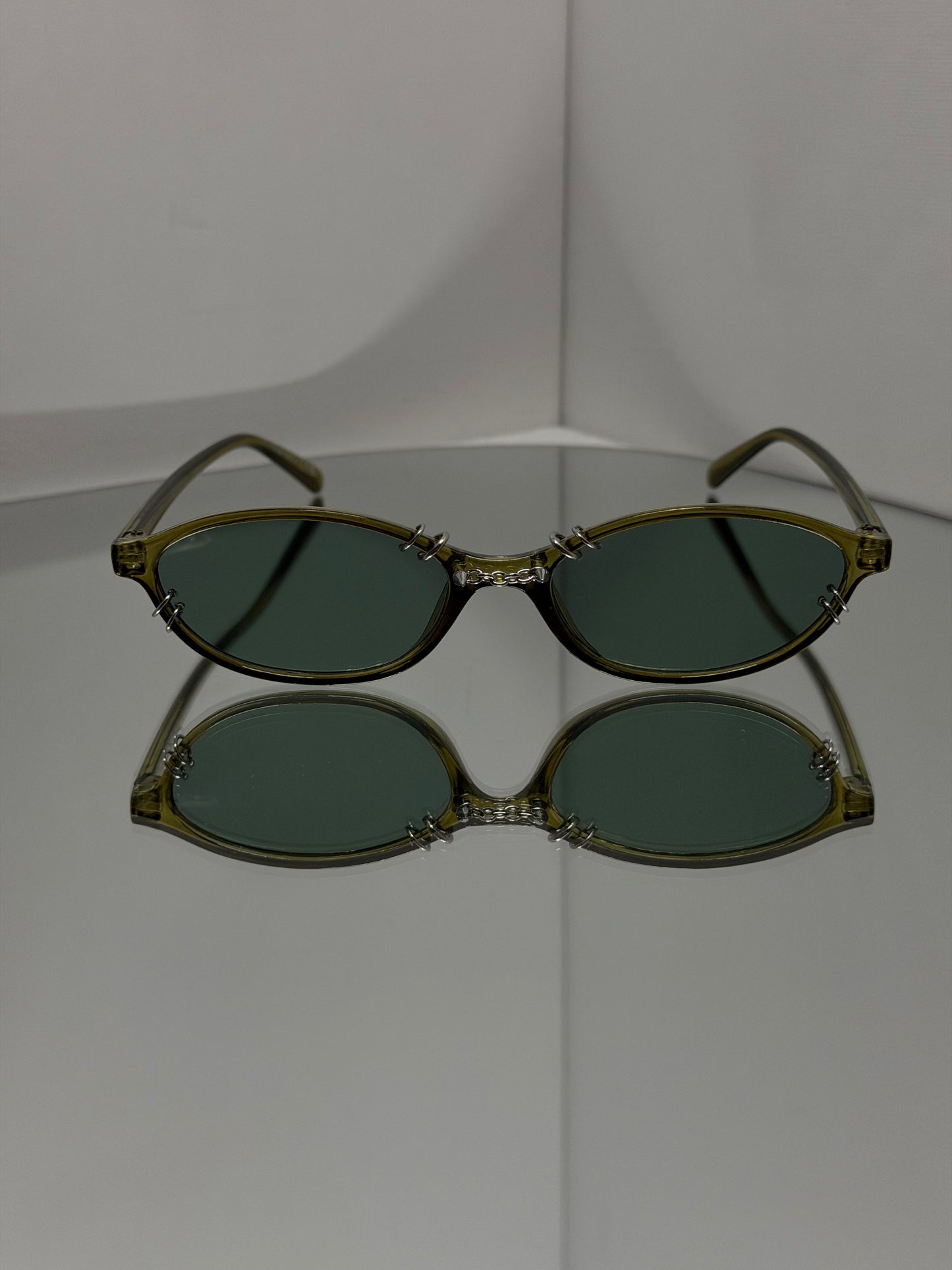 SUBTLE GREEN