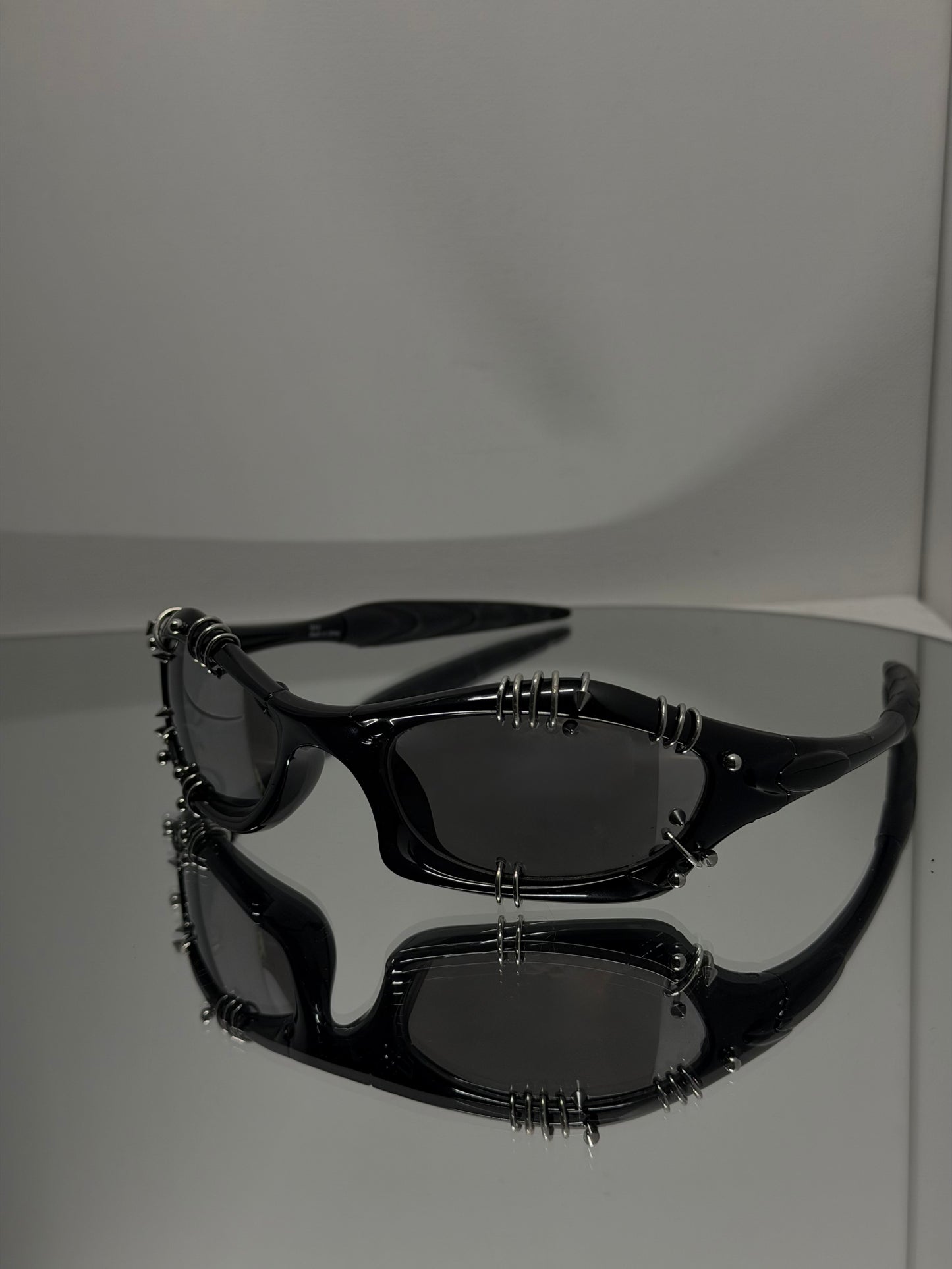 MIRRORED PIERCED OUT SPECIAL