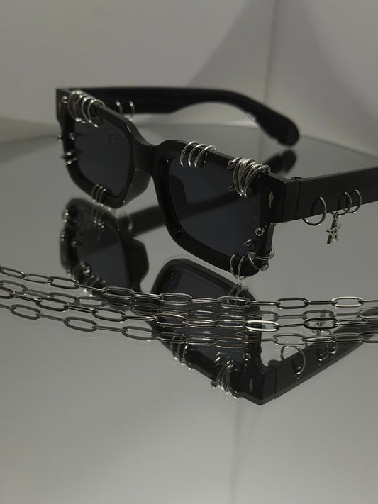 PIERCED OUT CHAINED