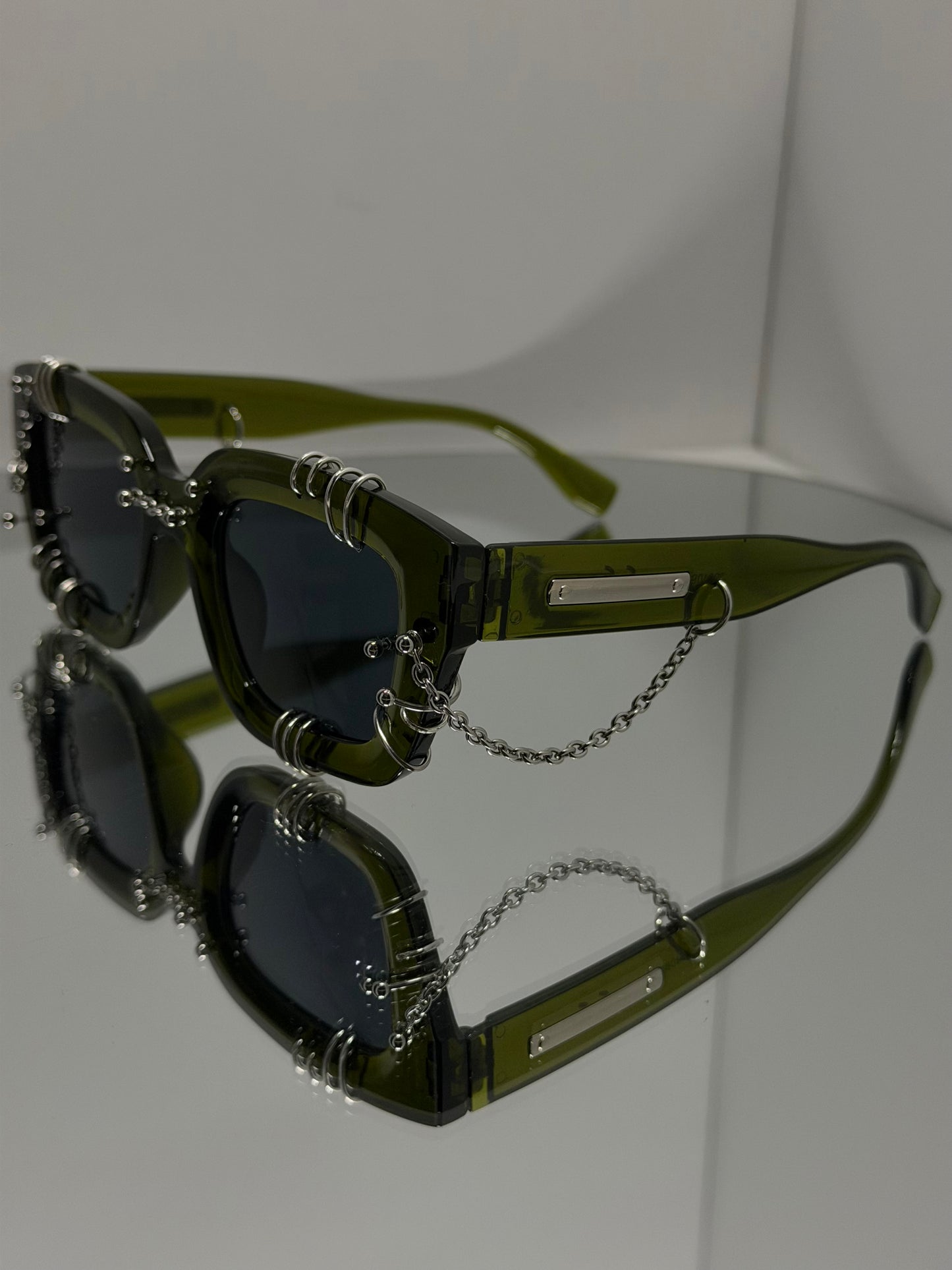 PIERCED OUT GREEN