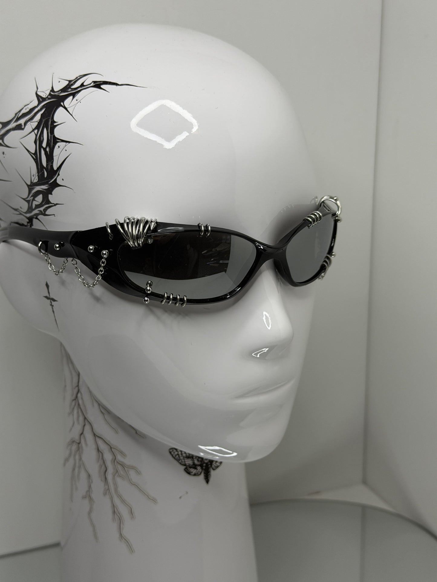 MIRRORED PIERCED RAVER