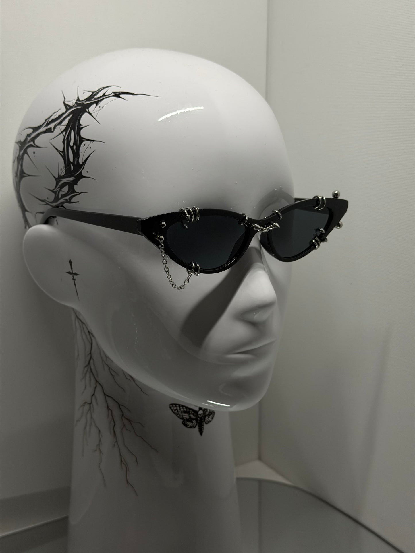 PIERCED ICON