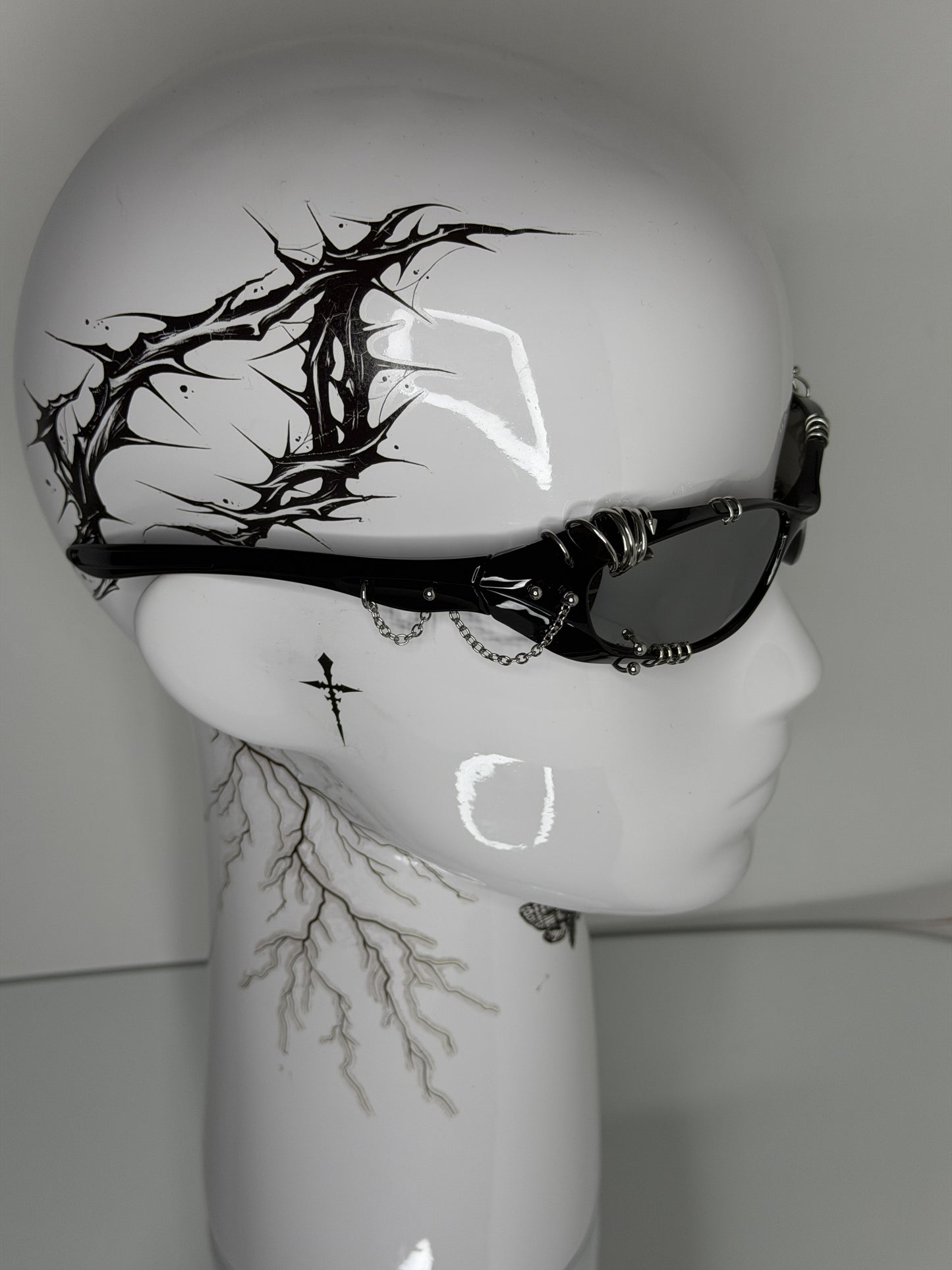 MIRRORED PIERCED RAVER