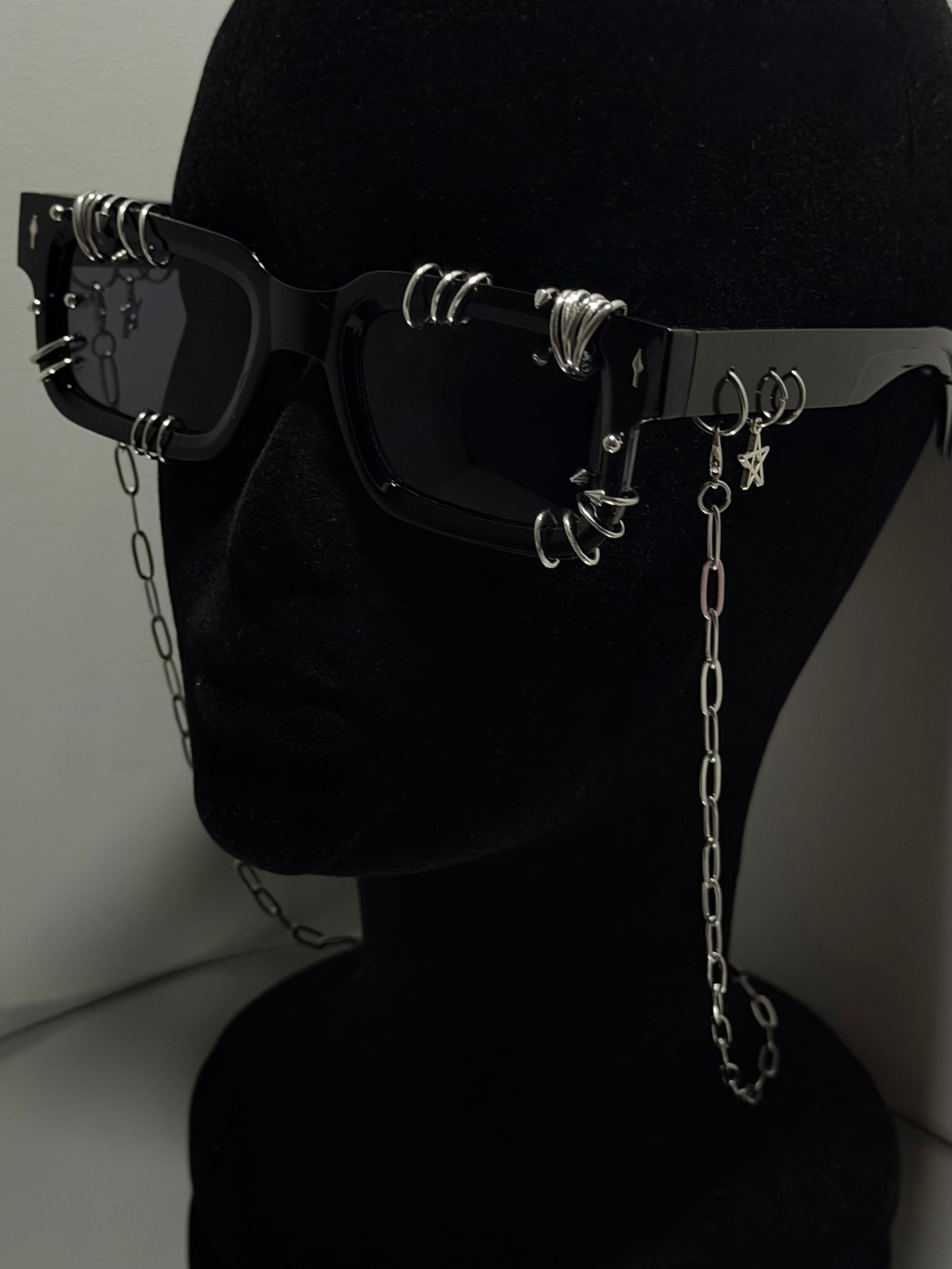 PIERCED OUT CHAINED
